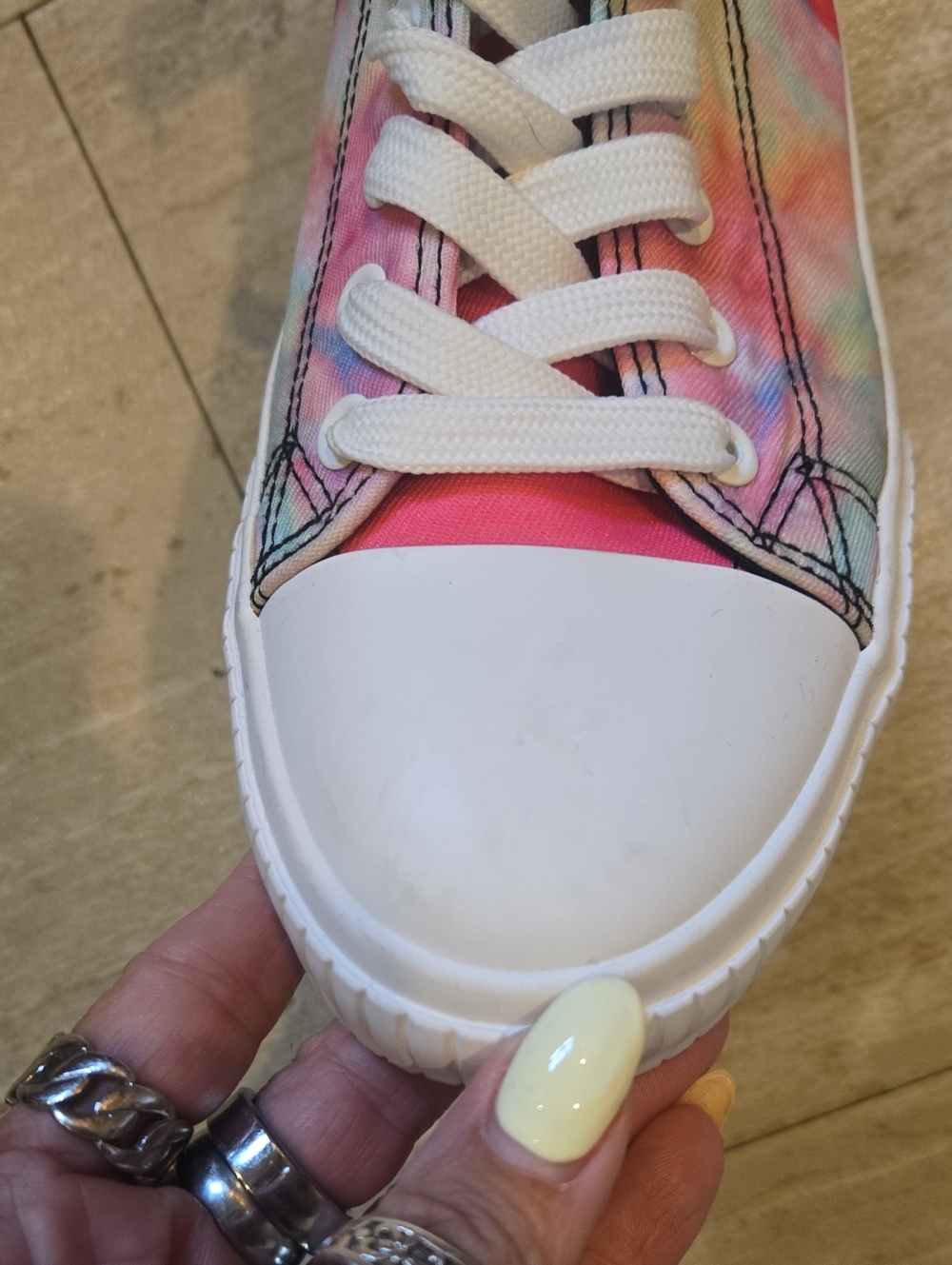 FOCO Philadelphia Phillies Pink Tie Dye Sneakers - Picture 4 of 13